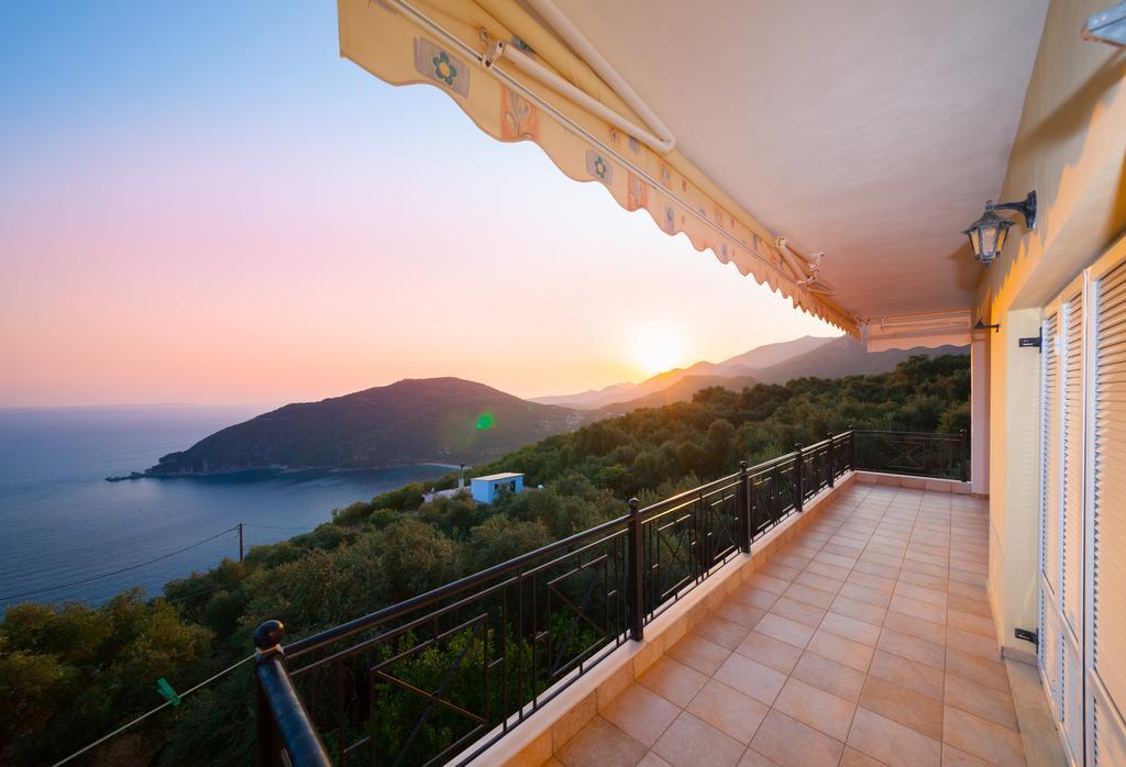Ionian View Apartments - Parga Panoramic Seaview Gems Buitenkant foto