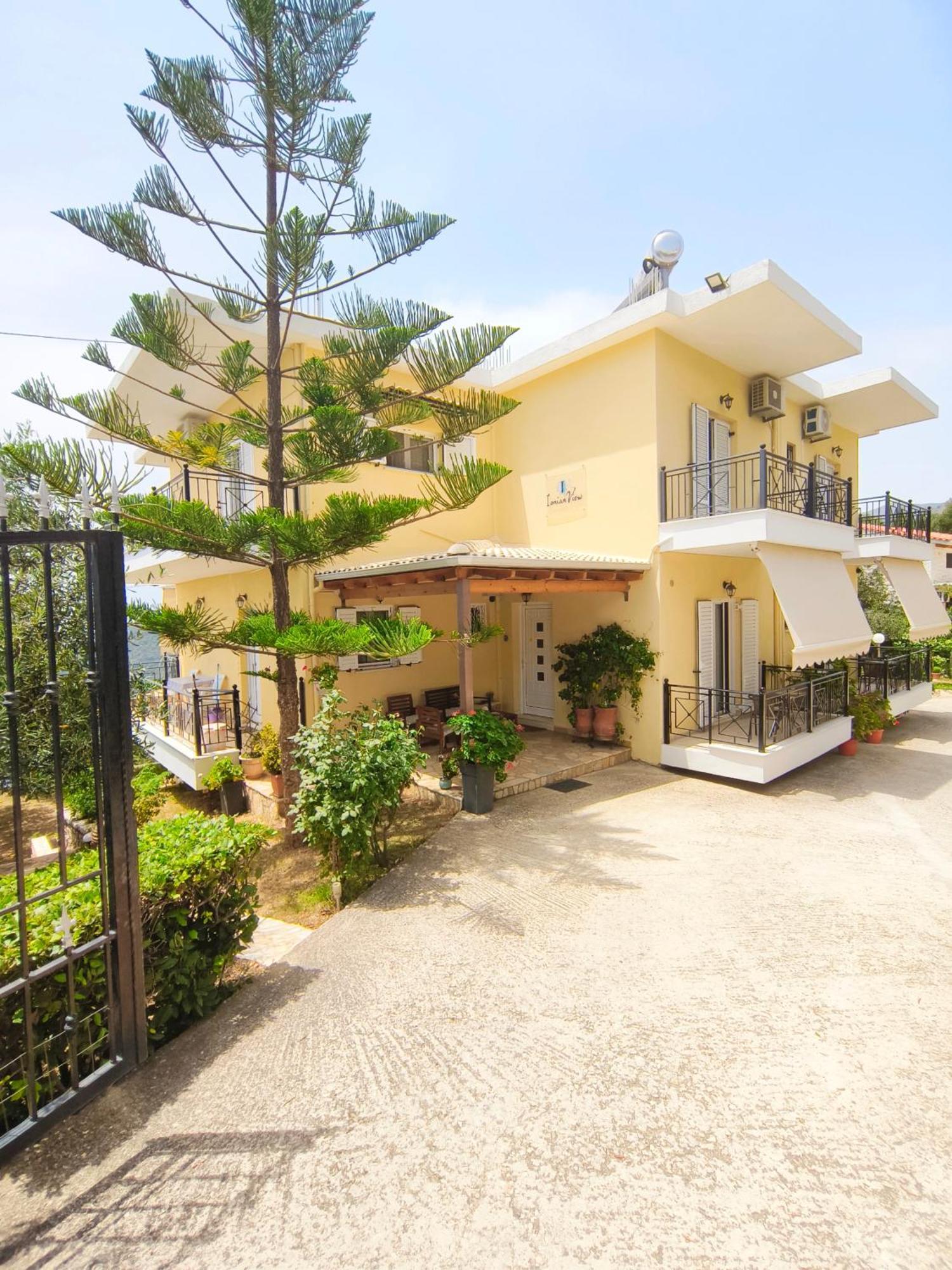 Ionian View Apartments - Parga Panoramic Seaview Gems Buitenkant foto